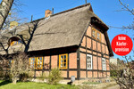 HORN IMMOBILIEN ++ tolles Reetdach-Fachwerkhaus in Alt Rehse bei Neubrandenburg, Denkmalschutz - Einfamilienhaus Alt Rehse Alt Rehse | Angebot:26225814