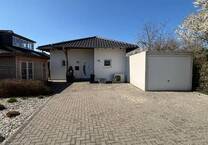 *Seligenstadt* Wohnen auf einer Ebene, 1 Familienhaus mit idyllischen Garten