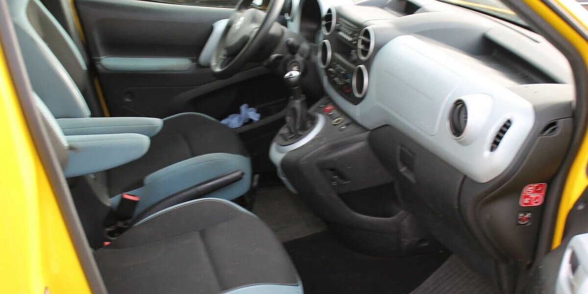 Citroen Berlingo 1,6i TÜV NEU 173.846 km 4.800 &euro; Badem 54657