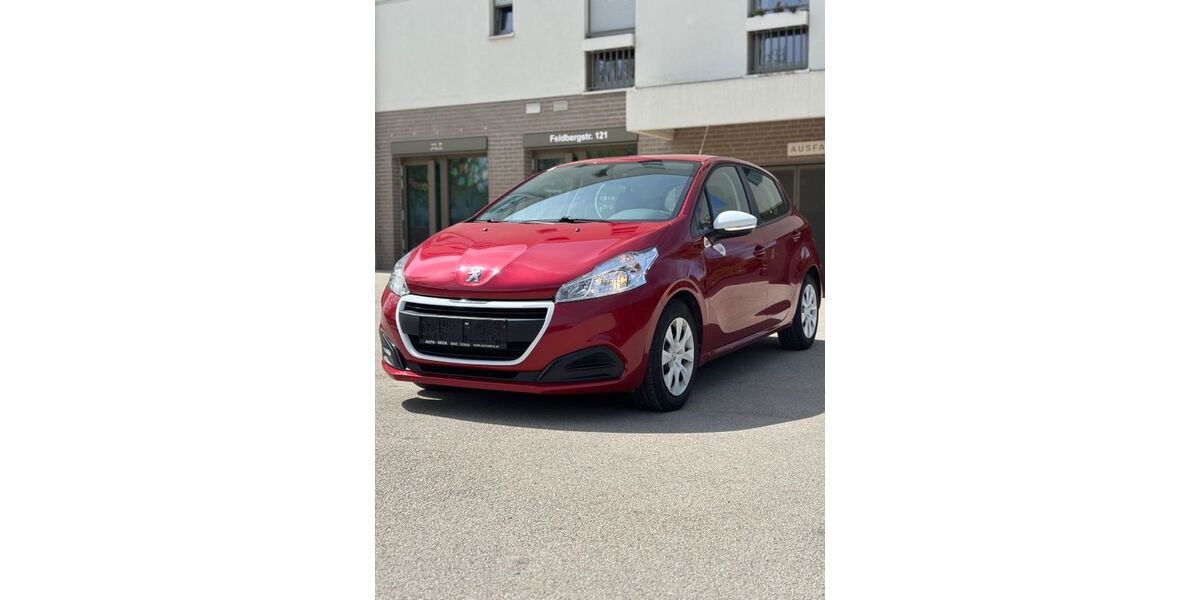Peugeot 208 46.900 km 6.300 &euro; München 81825