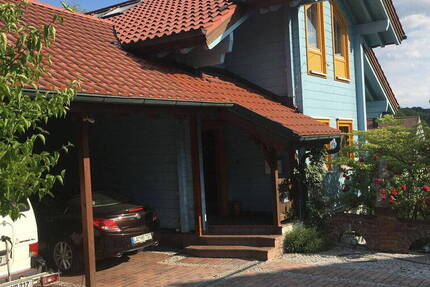 Haus Adlkofen - 8 Zimmer, 238 m&sup2;, 895.000&euro; | Angebot:26040750
