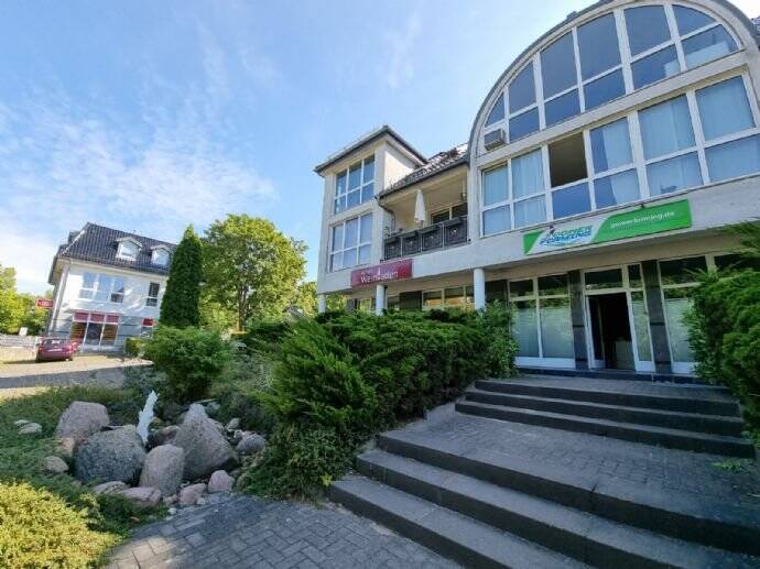 Ladenlokal - eingelaufener Standort - jetzt mieten! Direkt an der B96 zimmer