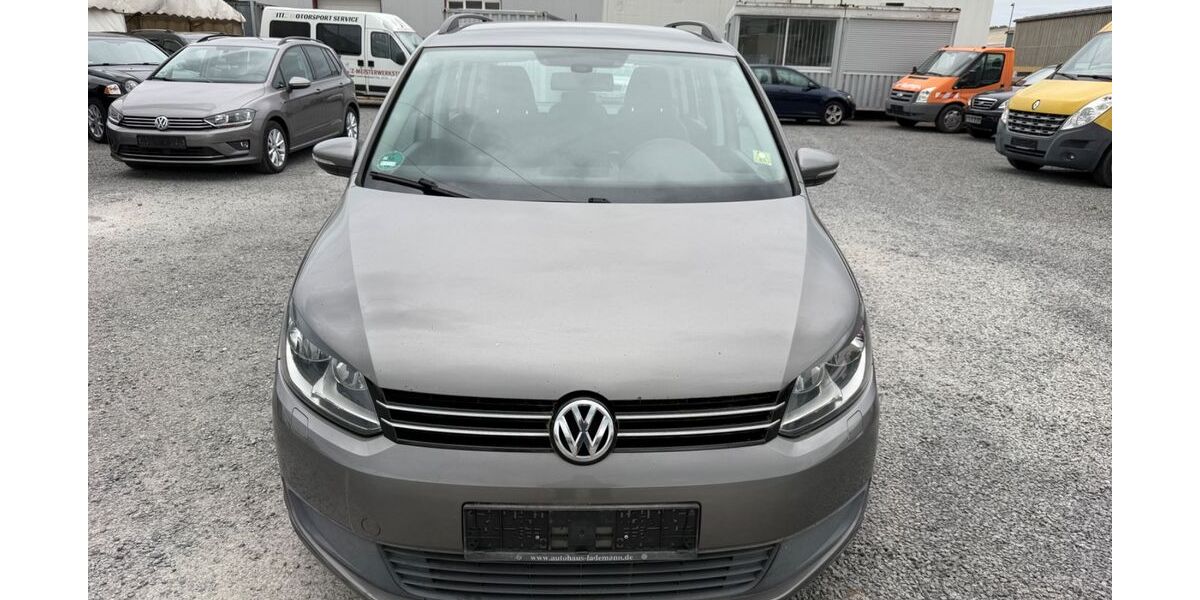 VW Touran 246.000 km 3.000 &euro; Graben Neudorf 76676