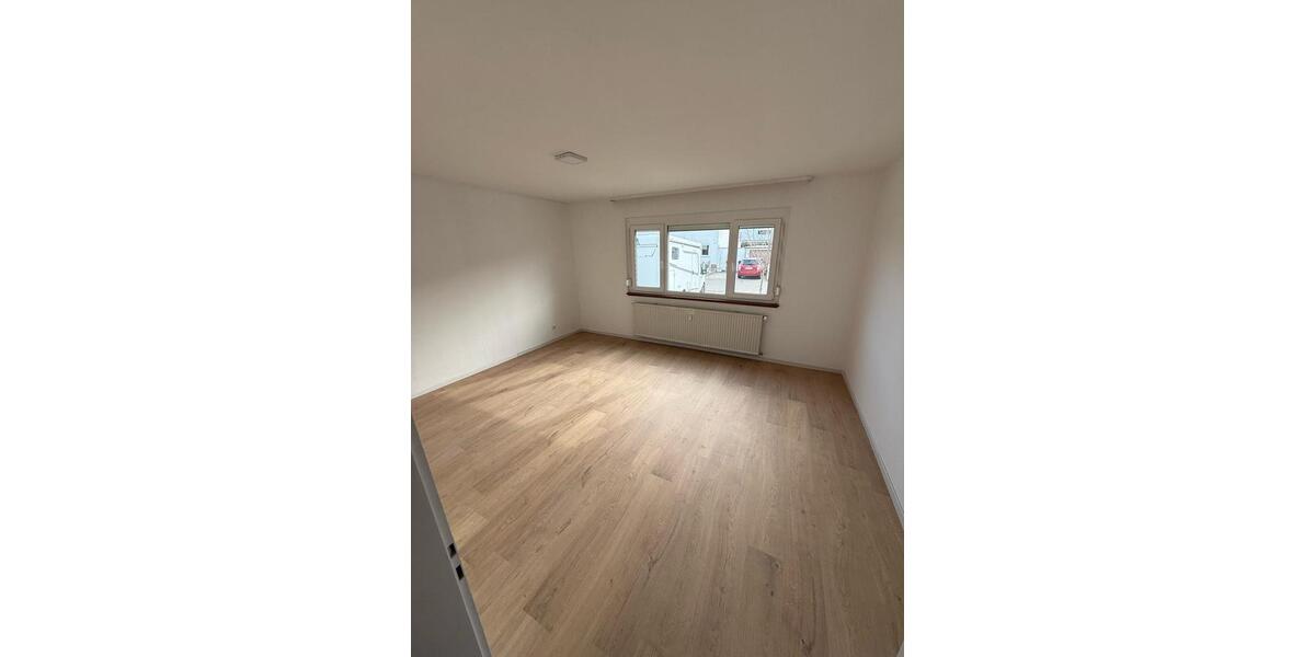 Etagenwohnung Weil am Rhein - 3 Zimmer, 85 m&sup2;, 1.300&euro; | Angebot:26306167