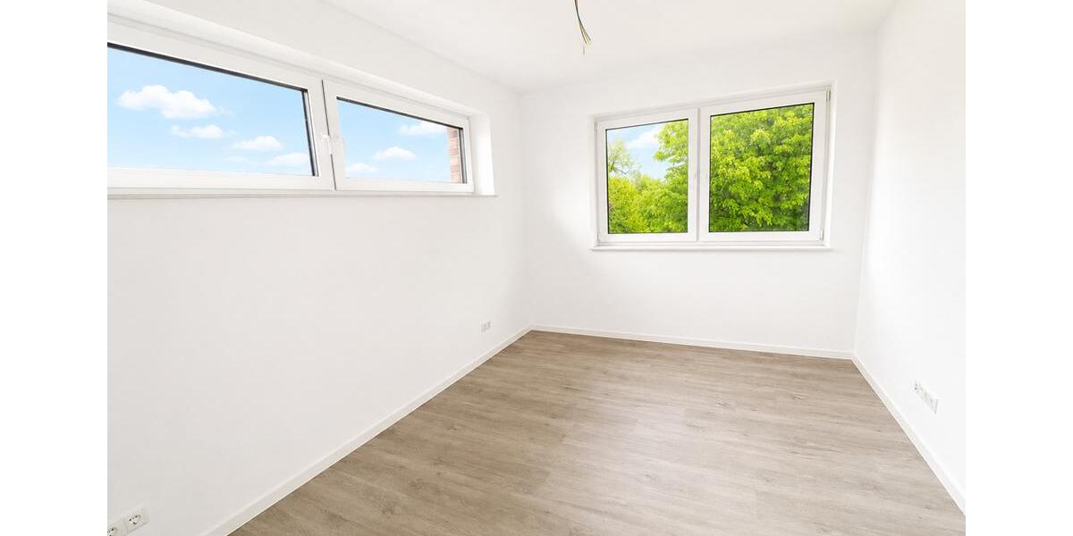 Etagenwohnung Schortens - 2 Zimmer, 77 m&sup2;, 920&euro; | Angebot:26588411