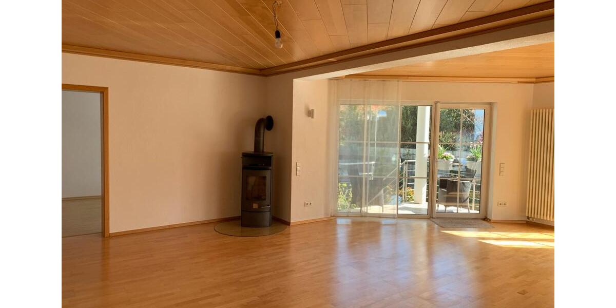 Erdgeschoßwohnung Eppelheim - 4 Zimmer, 115 m&sup2;, 1.300&euro; | Angebot:26023487