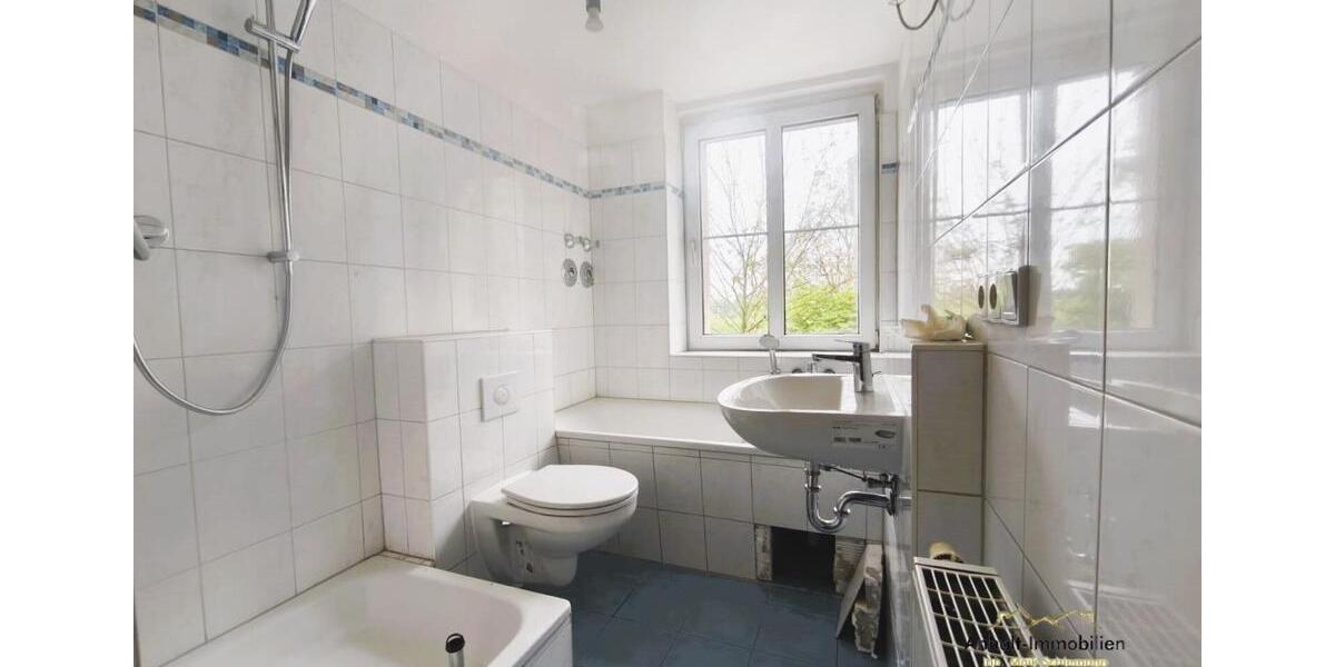 Erdgeschoßwohnung Bitterfeld-Wolfen Bitterfeld - 2 Zimmer, 45 m&sup2;, 320&euro; | Angebot:26663795