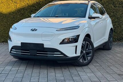 Hyundai KONA 23.000 km 18.400 &euro; Bad Lippspringe 33175