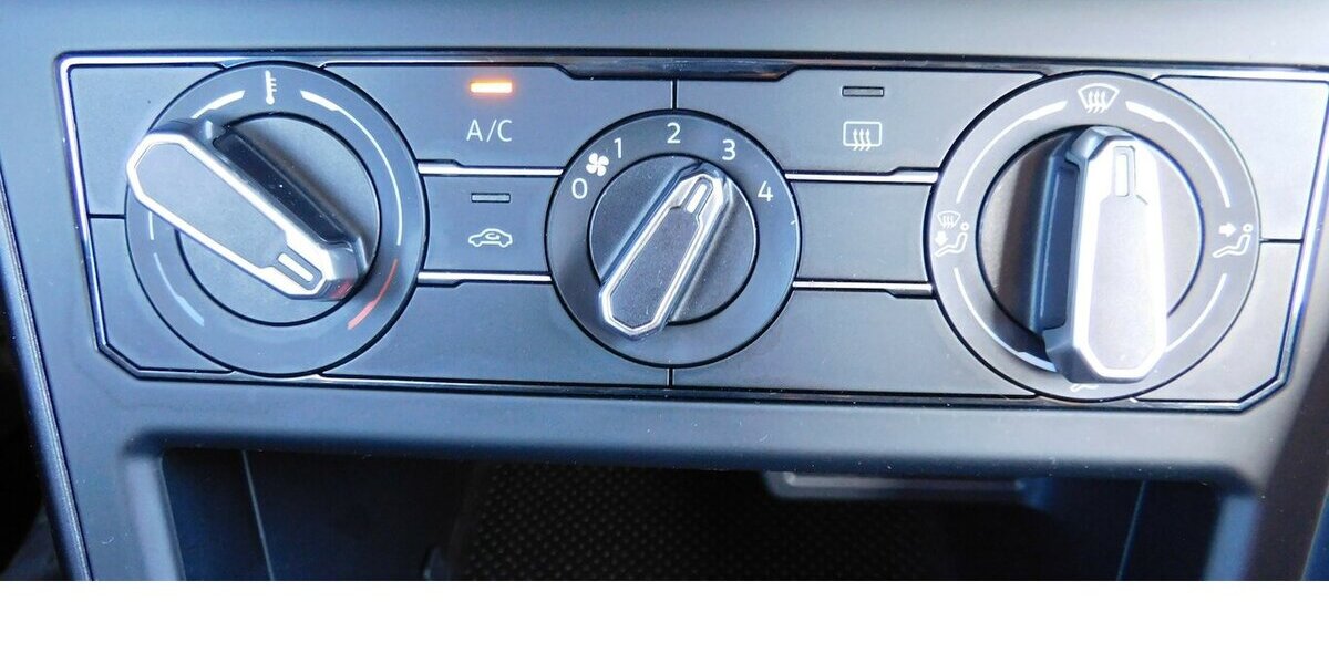 VW Taigo 1.0 TSI BMT Klima Radio 28.300 km 15.690 &euro; Vordorf 38533