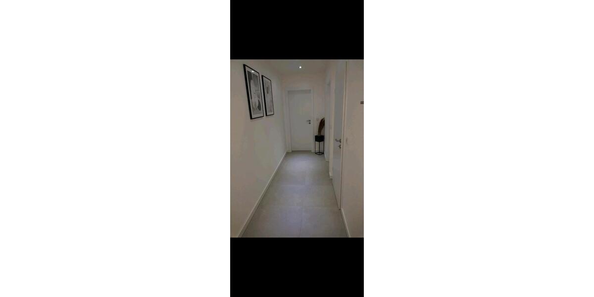 Erdgeschoßwohnung Halle - 4 Zimmer, 112 m&sup2;, 325.000&euro; | Angebot:26061716