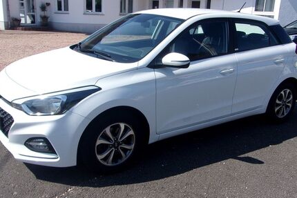 Hyundai i20 44.900 km 12.900 € Bruchmühlbach 66892