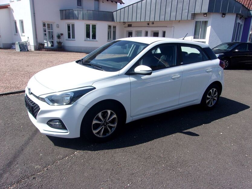 Hyundai i20 44.900 km 12.900 € Bruchmühlbach 66892