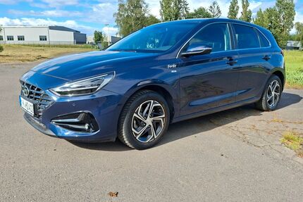 Hyundai i30 13.700 km 15.900 &euro; Mendig 56743
