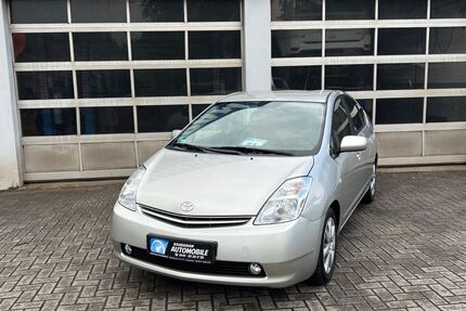 Toyota Prius 61.000 km 8.999 &euro; Osnabrück 49090