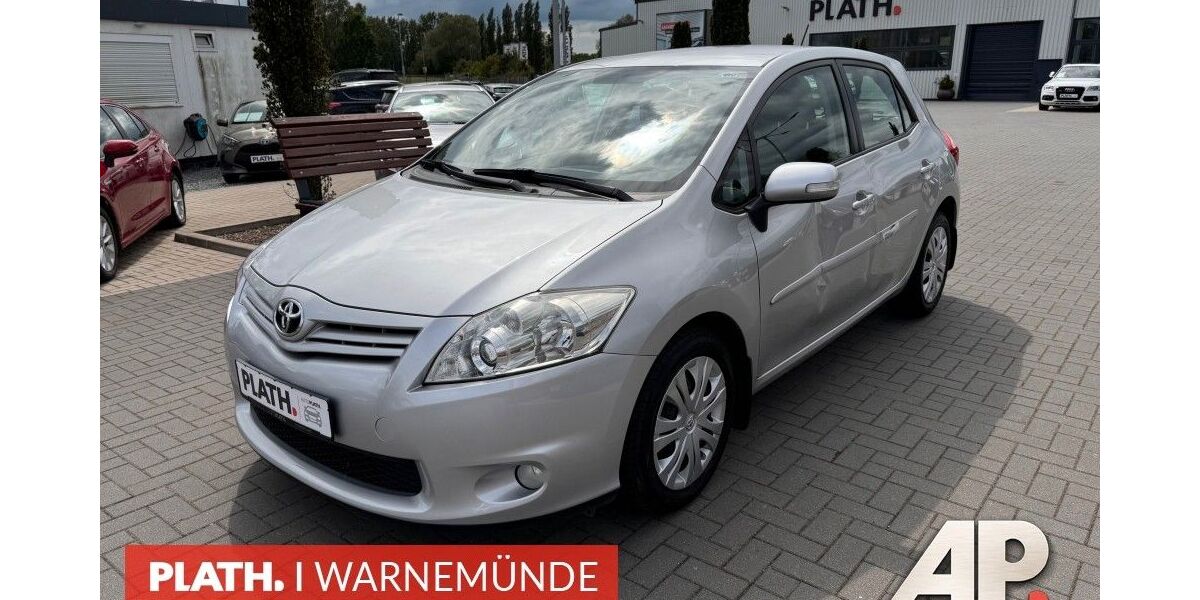 Toyota Auris 208.252 km 4.490 &euro; Rostock-Warnemünde 18119