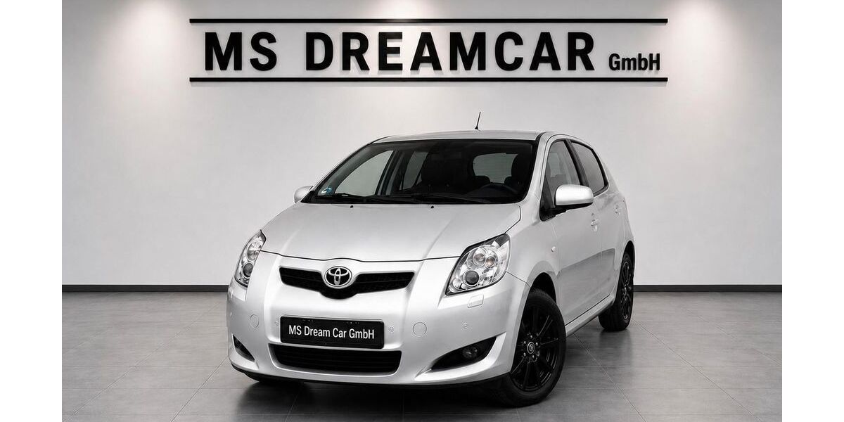Toyota Auris 150.030 km 5.799 &euro; Wildau 15745