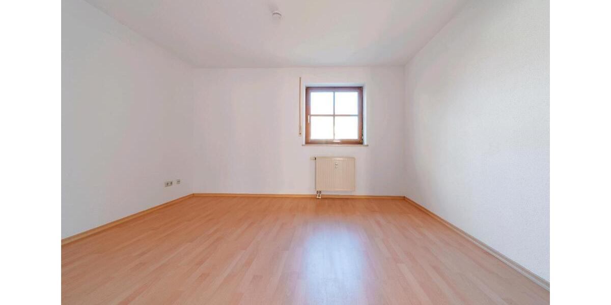 Etagenwohnung Kissing - 2 Zimmer, 66 m&sup2;, 935&euro; | Angebot:25920549