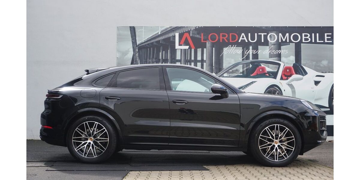 Porsche Cayenne 9.250 km 109.999 &euro; Stuttgart 70499