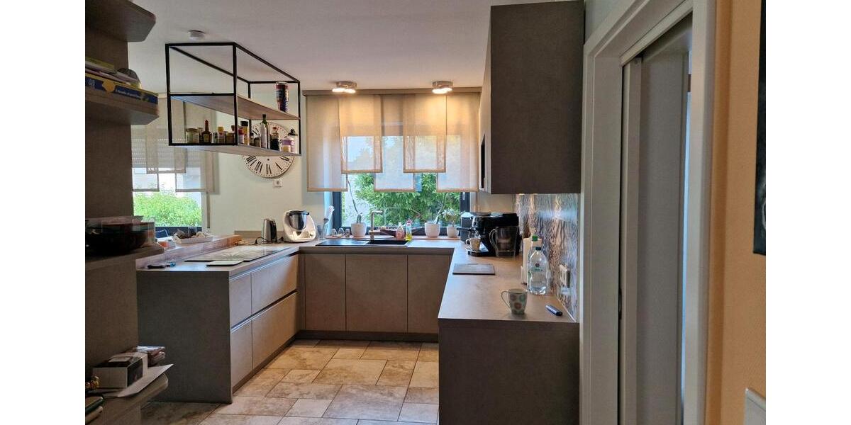 Einfamilienhaus Brakel - 10 Zimmer, 268 m&sup2;, 675.000&euro; | Angebot:27108866