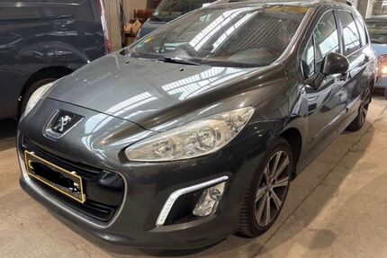 Peugeot 308 213.000 km 2.700 &euro; Fürstenfeldbruck 82256