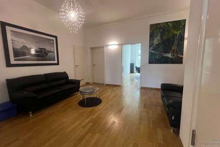 Büro in München-Maxvorstadt 8.303 € 361 m²