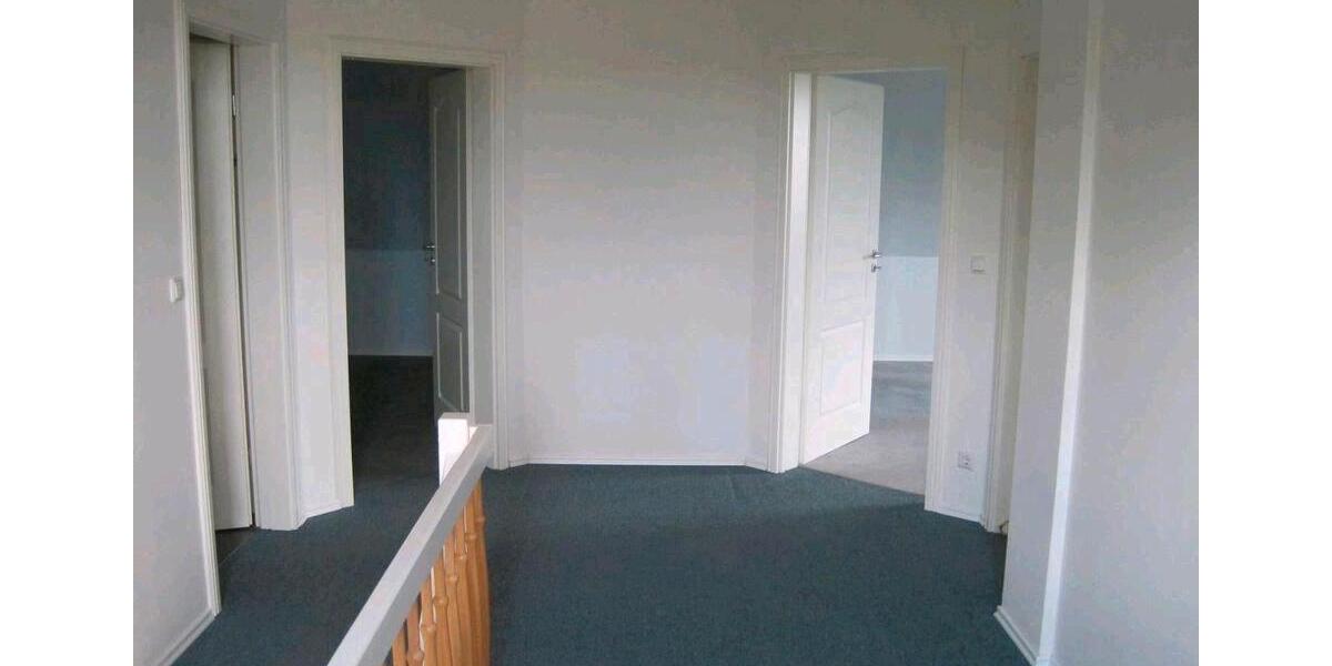 Einfamilienhaus Stapel - 5 Zimmer, 165 m&sup2;, 1.400&euro; | Angebot:26454937