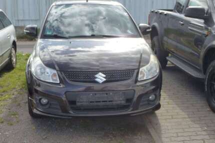 Suzuki SX4 126.500 km 5.400 &euro; Neuzelle 15898