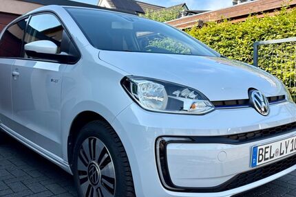 VW e-up! 22.000 km 11.000 &euro; Stahnsdorf 14532