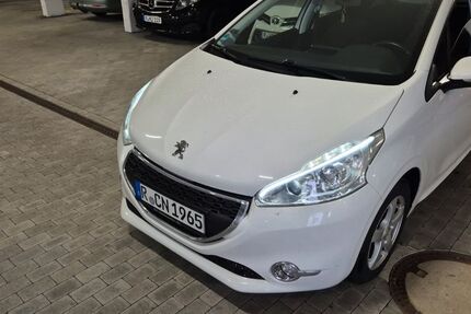 Peugeot 208 114.500 km 3.000 &euro; Regensburg 93051