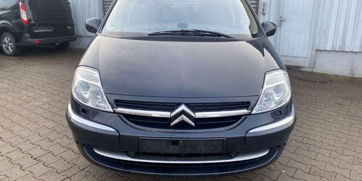 Citroen C8 165.000 km 3.999 &euro; Rangendingen 72414