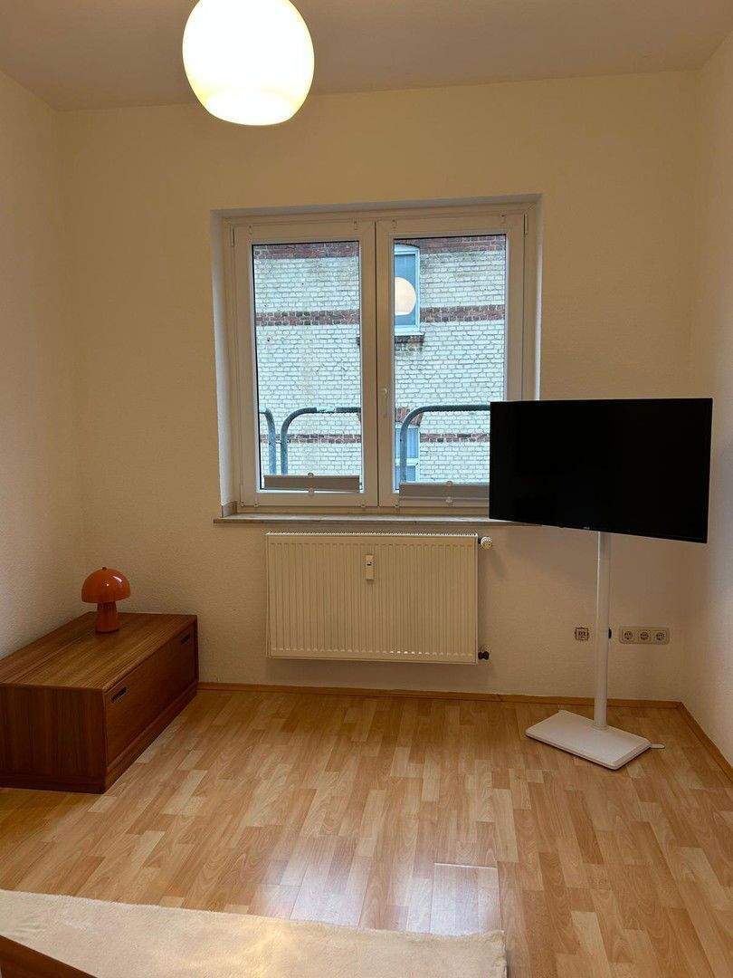 Möblierte 2-Zimmer-Wohnung (40?qm) in Krefeld - zentral & modern 2 zimmer