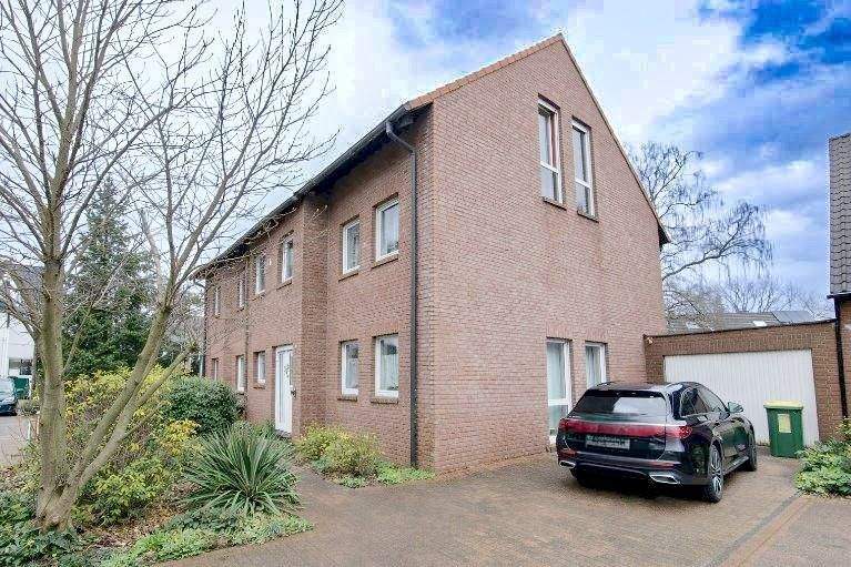Doppelhaushälfte Oberhausen Sterkrade-Nord - 5 Zimmer, 178 m&sup2;, 549.000&euro; | Angebot:24672767