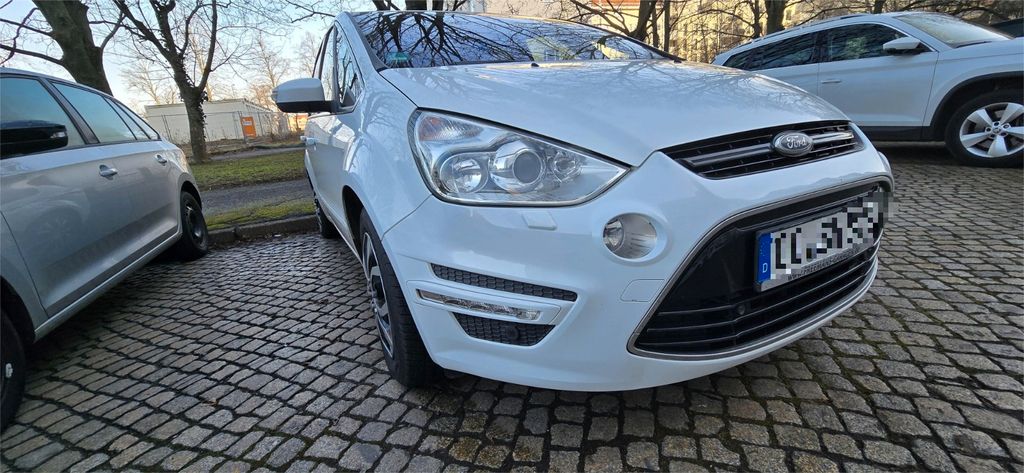 Ford S-Max 216.137 km 6.200 &euro; Dresden 01307