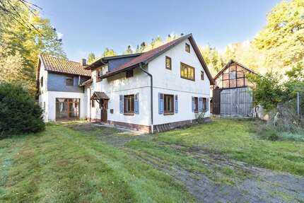 Haus zum Kaufen in Hildburghausen 229.000 € 220 m² 8 zimmer