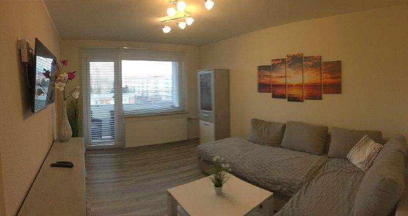 Zimmer Rostock Groß Klein - 2 Zimmer, 50 m&sup2;, 845&euro; | Angebot:25682240