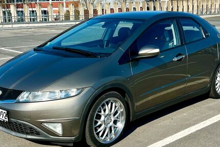 Honda Civic 245.000 km 3.300 &euro; Hildesheim 31135