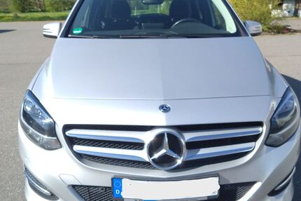 Mercedes-Benz B 180 43.000 km 12.500 &euro; Igersheim 97999