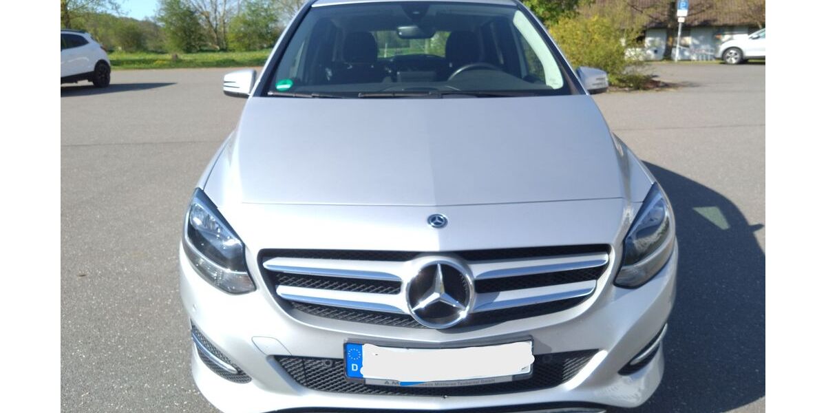 Mercedes-Benz B 180 43.000 km 12.500 &euro; Igersheim 97999