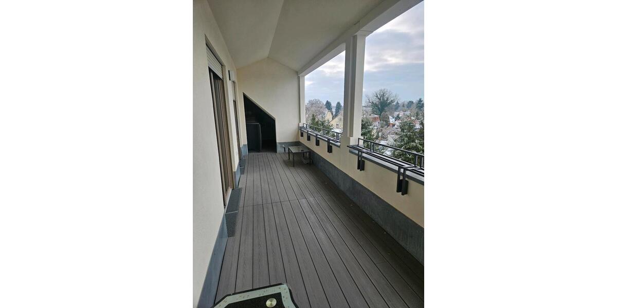 Dachgeschoßwohnung Schöneiche bei Berlin - 2 Zimmer, 120 m&sup2;, 750&euro; | Angebot:24826326