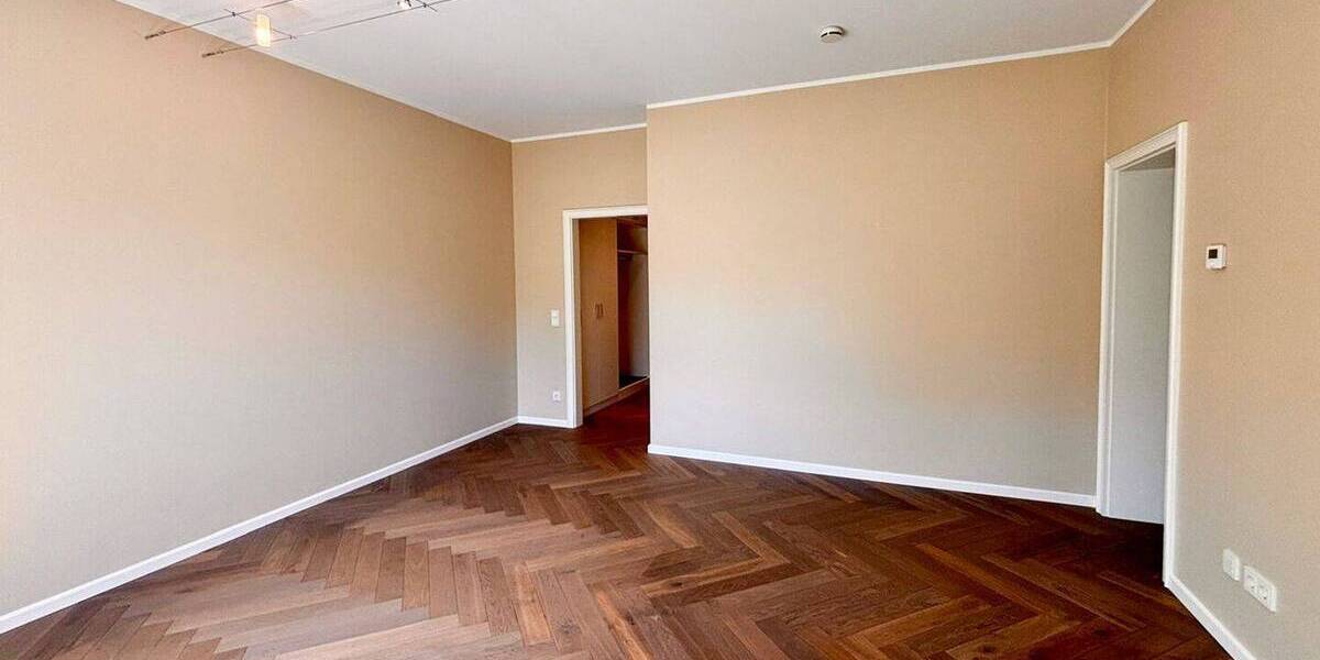 Etagenwohnung Düsseldorf Urdenbach - 4 Zimmer, 138 m&sup2;, 2.350&euro; | Angebot:26797596