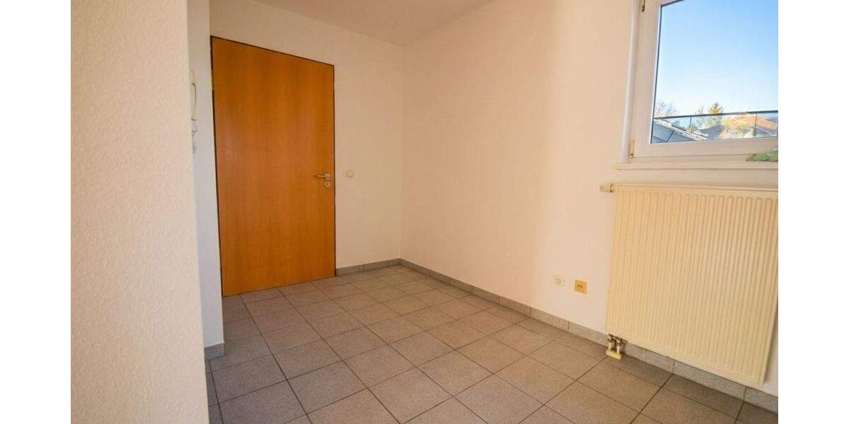 Etagenwohnung Ludwigshafen am Rhein / Mundenheim West - 2 Zimmer, 61 m&sup2;, 630&euro; | Angebot:24621026