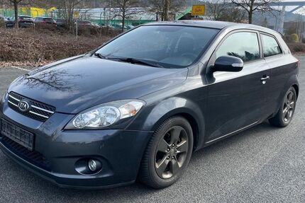Kia pro ceed / ProCeed 93.000 km 2.800 € Suhl 98527