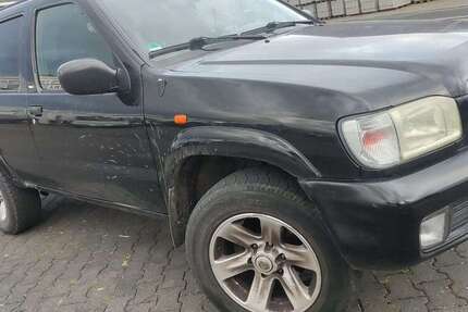 Nissan Pathfinder 255.000 km 3.500 € Unna 59425