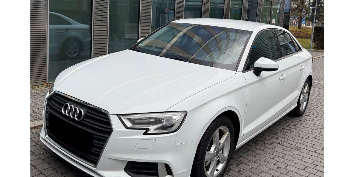 Audi A3 112.000 km 13.999 &euro; Hohenlinden bei München 85664