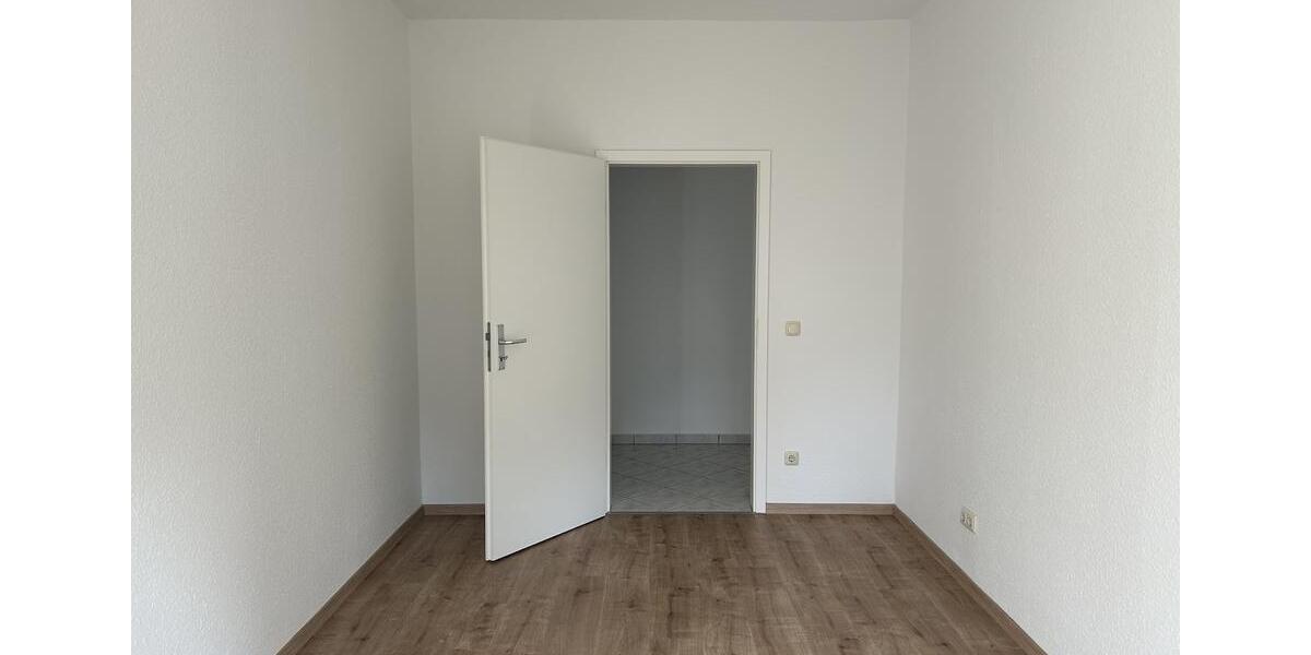 Etagenwohnung Dresden Prohlis - 3 Zimmer, 71 m&sup2;, 539&euro; | Angebot:26367403