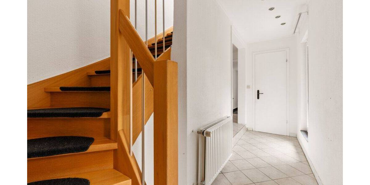 Reihenmittelhaus Herzogenrath Merkstein - 4 Zimmer, 98 m&sup2;, 199.000&euro; | Angebot:26881777