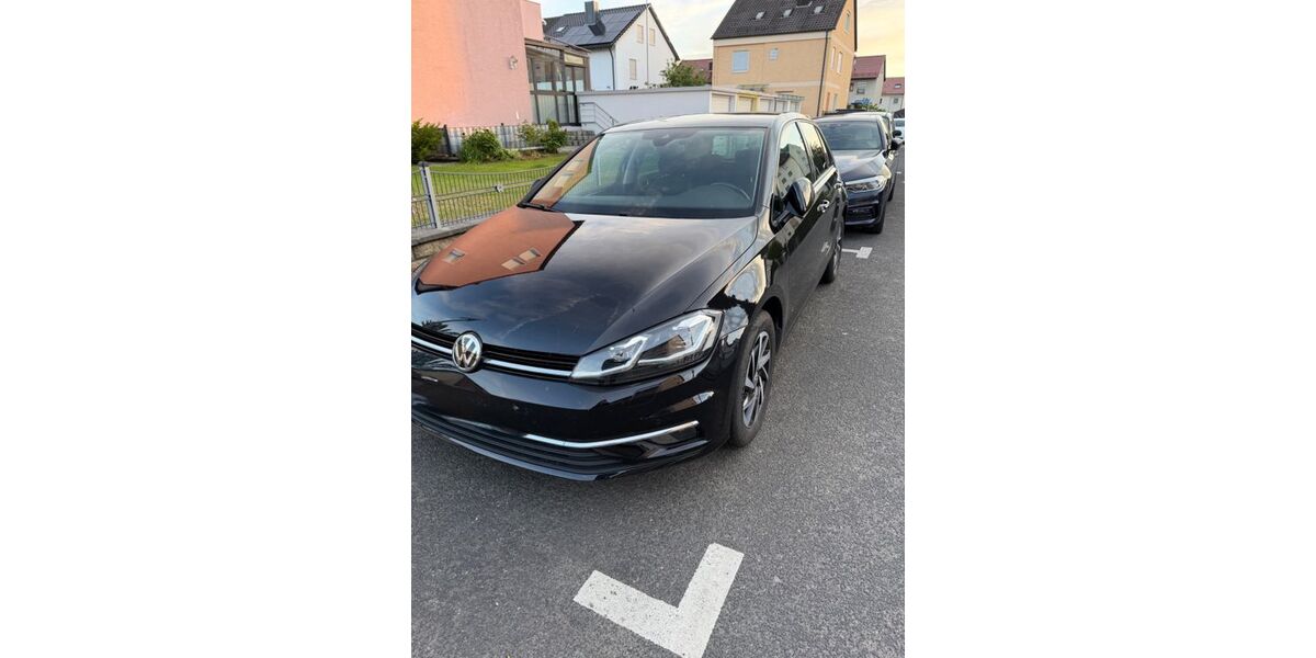 VW Golf 157.000 km 12.800 &euro; Gochsheim 97469