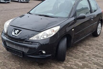 Peugeot 206 125.000 km 2.100 &euro; Braunschweig 38116