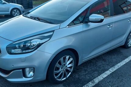 Kia Carens 147.000 km 8.100 &euro; Castrop-Rauxel 44575