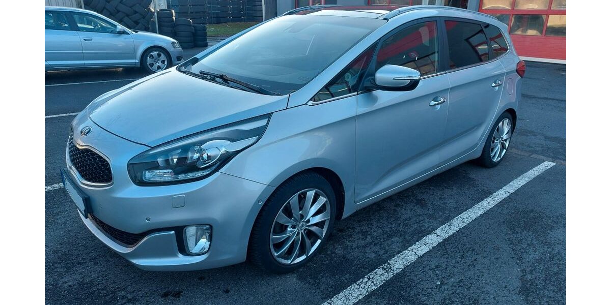 Kia Carens 147.000 km 8.100 &euro; Castrop-Rauxel 44575
